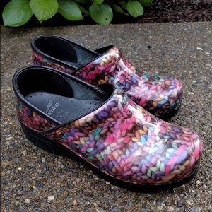 Dansko Clog Patent Leather Knit Pattern Euro Sz 40